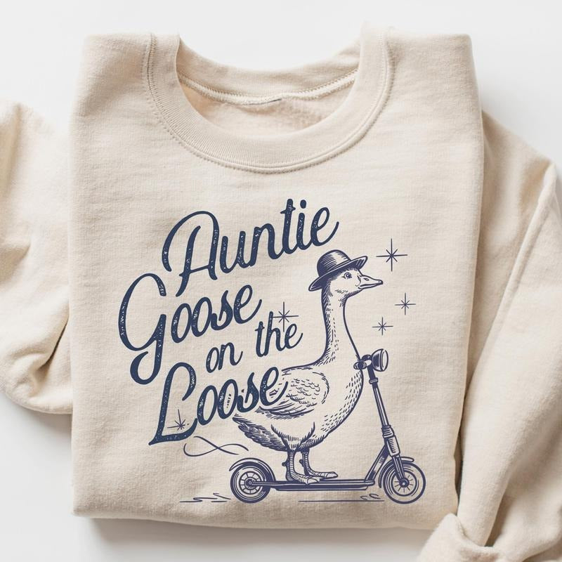 Auntie Sweatshirt, Aunt Sweater, Auntie Gift, Aunt Pregnancy Announcement, Mothers Day, Auntie Goose On the Loose Retro Western Style