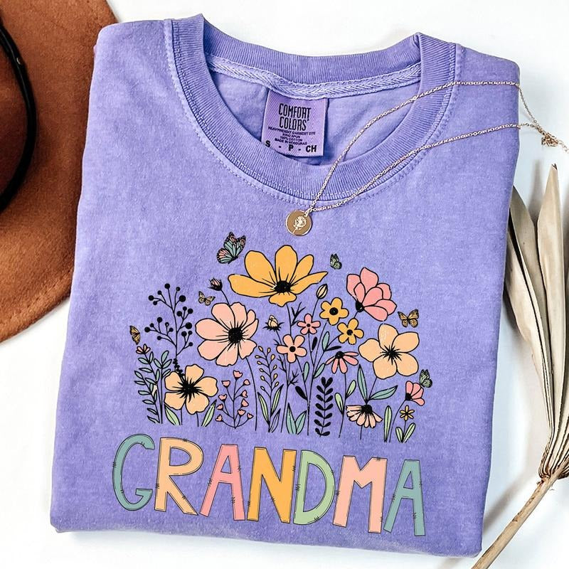 Comfort Colors Grandma Wildflower Shirt, Grandma Floral T-Shirt, Wildflowers Shirt Gift for Mom, Grandma Flower Tee
