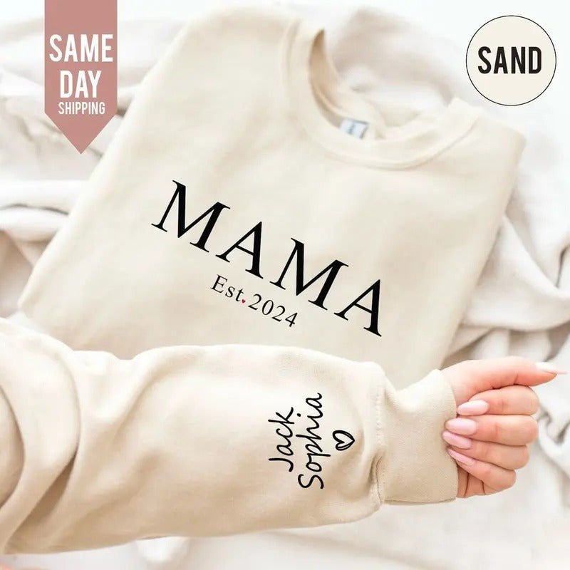 Custom Mama Sweatshirt with Name on Sleeve, Custom Mama Sweatshirt, Mom Jumper, Minimalist Mama Jumper, Mother's Day Gift for Mum