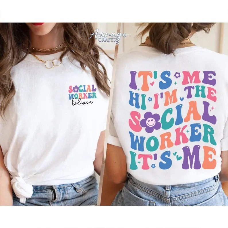 Premium It's Me Hi I'm The Social Worker It's Me Sweatshirt, Social Worker Shirt, MSW Graduation Gift, Social Worker Gift, Social Worker Month Gifts
