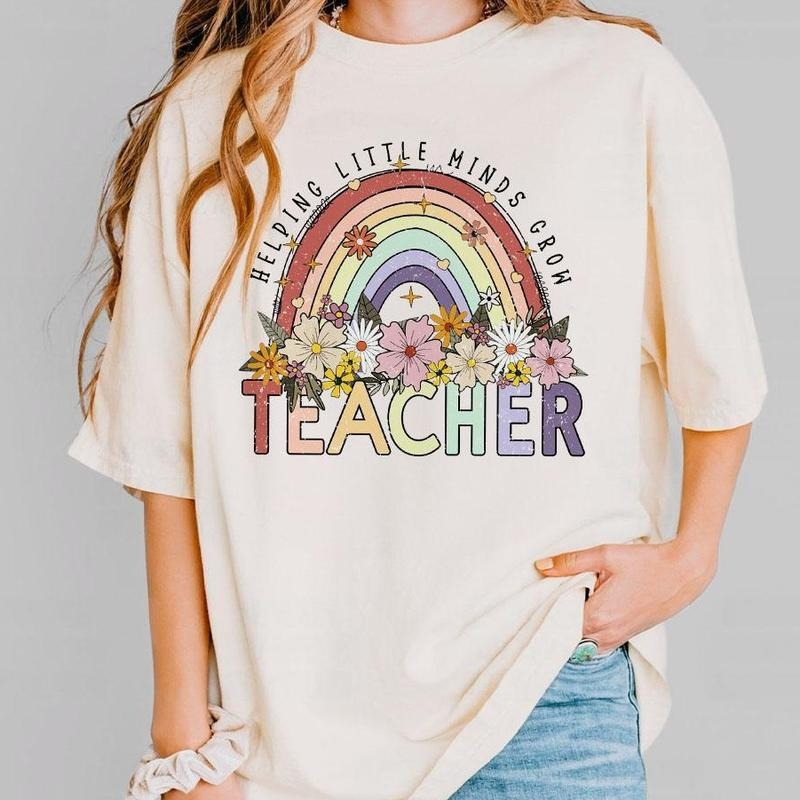 Retro Teacher Floral Shirt, Helping The Little Minds Grow, Back To School Teacher Tee, Teacher Appreciation Gifts, Teacher Birthday Gifts, New Teacher Gift, Kindergarten Teacher, 1st Grade Teacher, Teacher Women Top