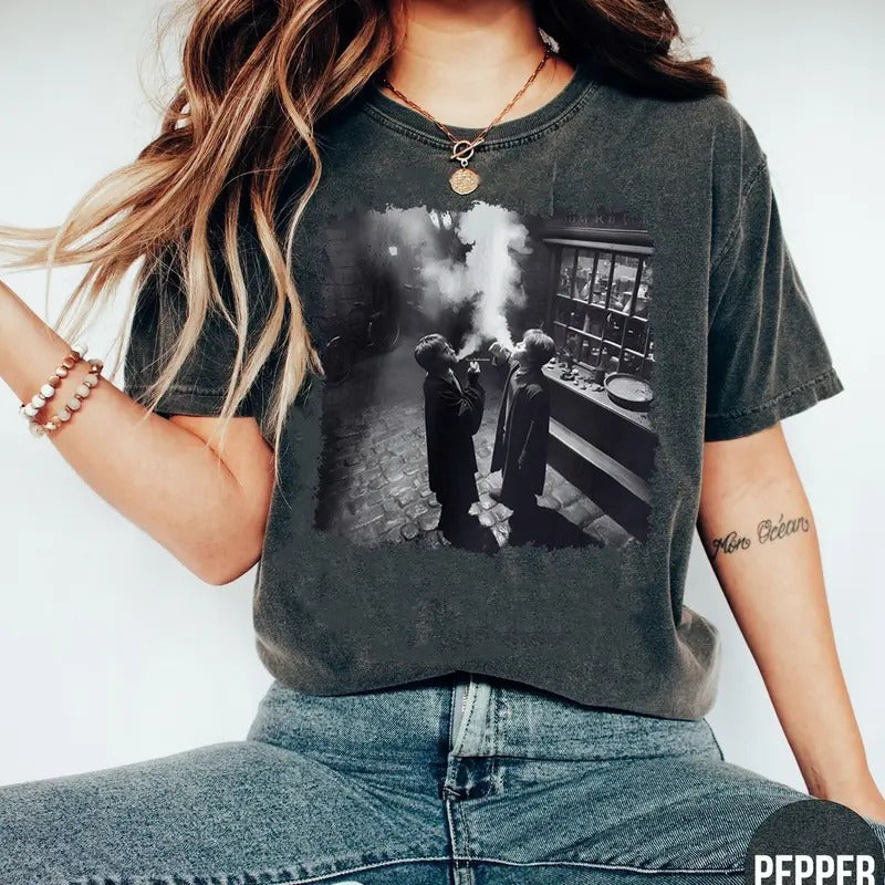 Smoking at the Alley Shirt Unisex Cotton Tee Menswear Streetwear Man Casual Shortsleeve Crewneck Tshirt Tops