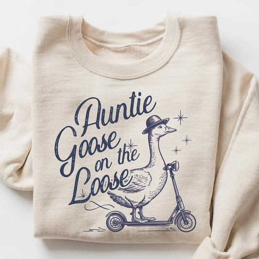 Auntie Sweatshirt, Aunt Sweater, Auntie Gift, Aunt Pregnancy Announcement, Mothers Day, Auntie Goose On the Loose Retro Western Style
