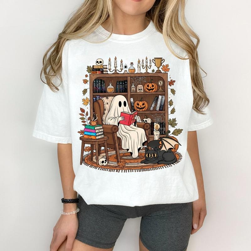 Ghost Reading Romantasy Book Tee, Fantasy Romance Halloween Sweatshirt, Book Lover Hoodie, ACOTAR T-Shirt, Fourth Wing, Zodiac Academy, Cruel Prince