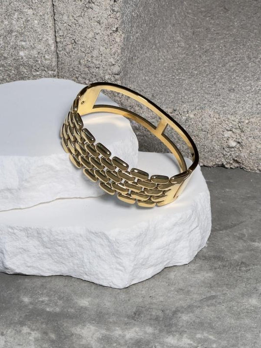 Interlocked Luxe Linked Bracelet 7"