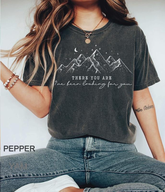 Manon Blackbeak Throne of Glass T-Shirt, The Thirteen Shirt, Rowan Whitethorn, Crescent City Shirt, Throne of Glass Tshirt