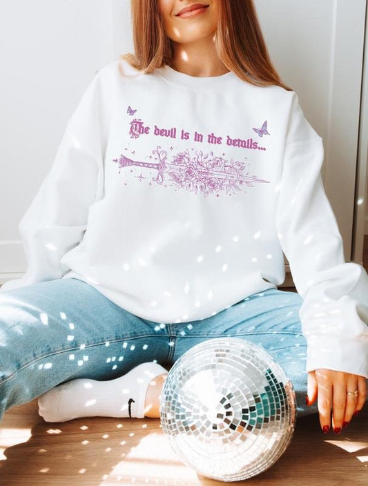 Quicksilver Book Inspired Sweatshirt with Floral Sword Art, Cozy Callie Hart Hoodie for Fantasy Romance Fans, Kingfisher Unisex Soft Comfort Crewneck Pullover Long Sleeves Graphic Fabric Sweater