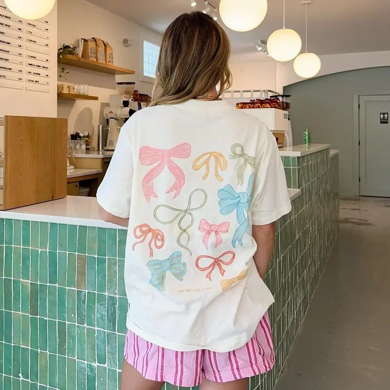 She Will Bow to No One T-Shirt, shirt best selling, tshirt hot tiktok 2025