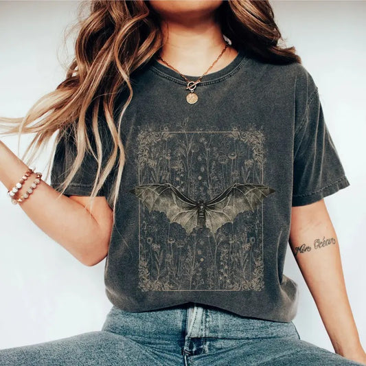 Vintage Halloween Bat Shirt, Retro Bat Halloween Shirt, Gift for Her, Spooky Bat Shirt, Bat Lover TShirt, Boho Bat Sweatshirt, Halloween Women Aesthetic Tshirt, Oversized Graphic Tee, Cute Spooky Season Shirts, Vintage Bats Sweatshirt, Women Top