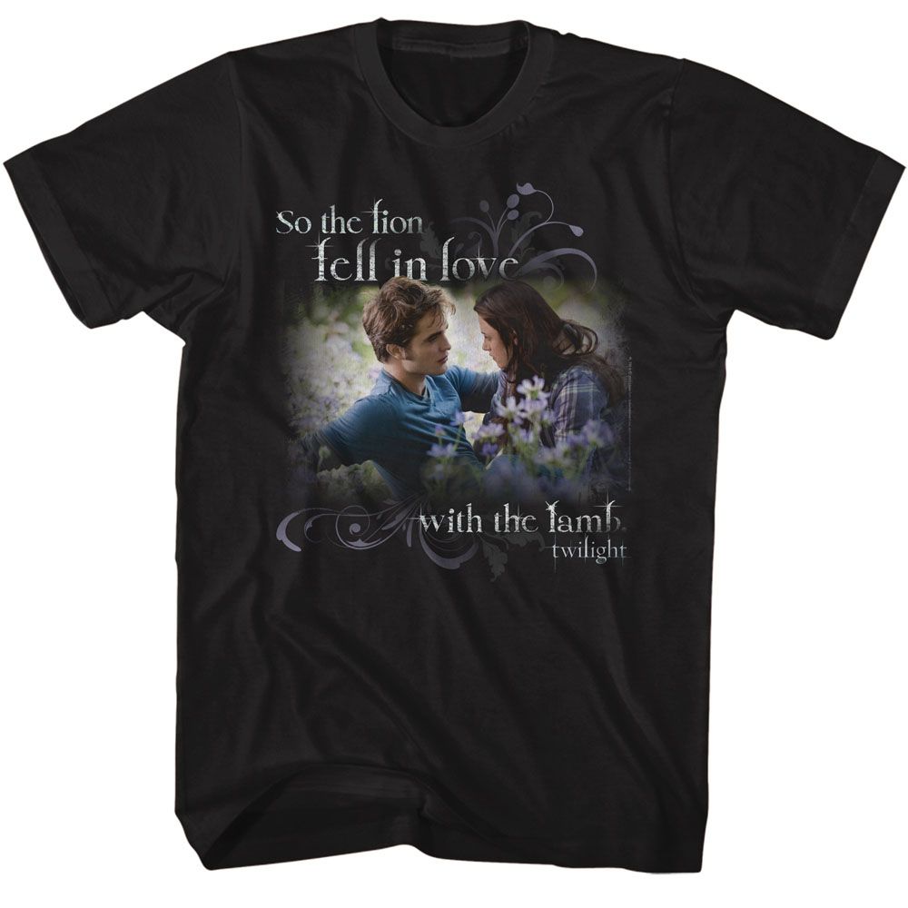The Twilight Saga - Lion In Love With The Lamb Boyfriend Tee